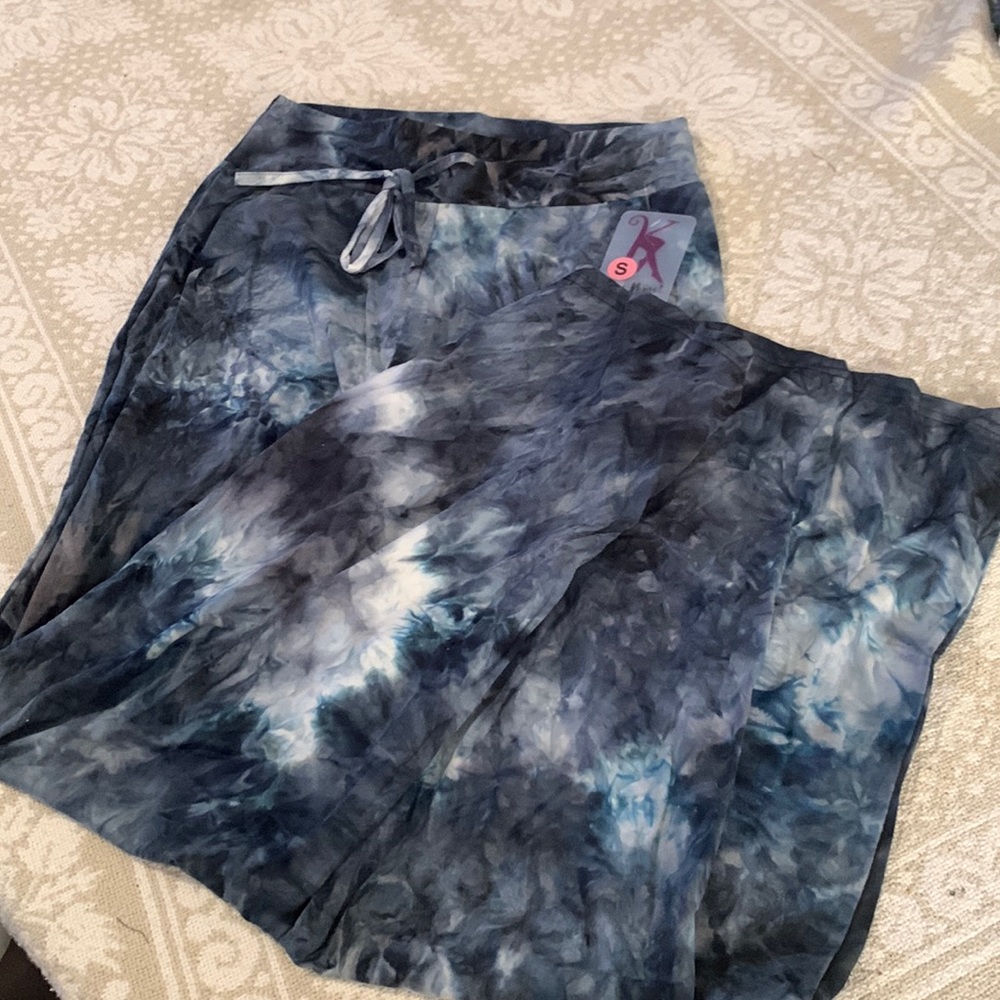 Buskin’s “Smoke Stack” Pajama Bottoms